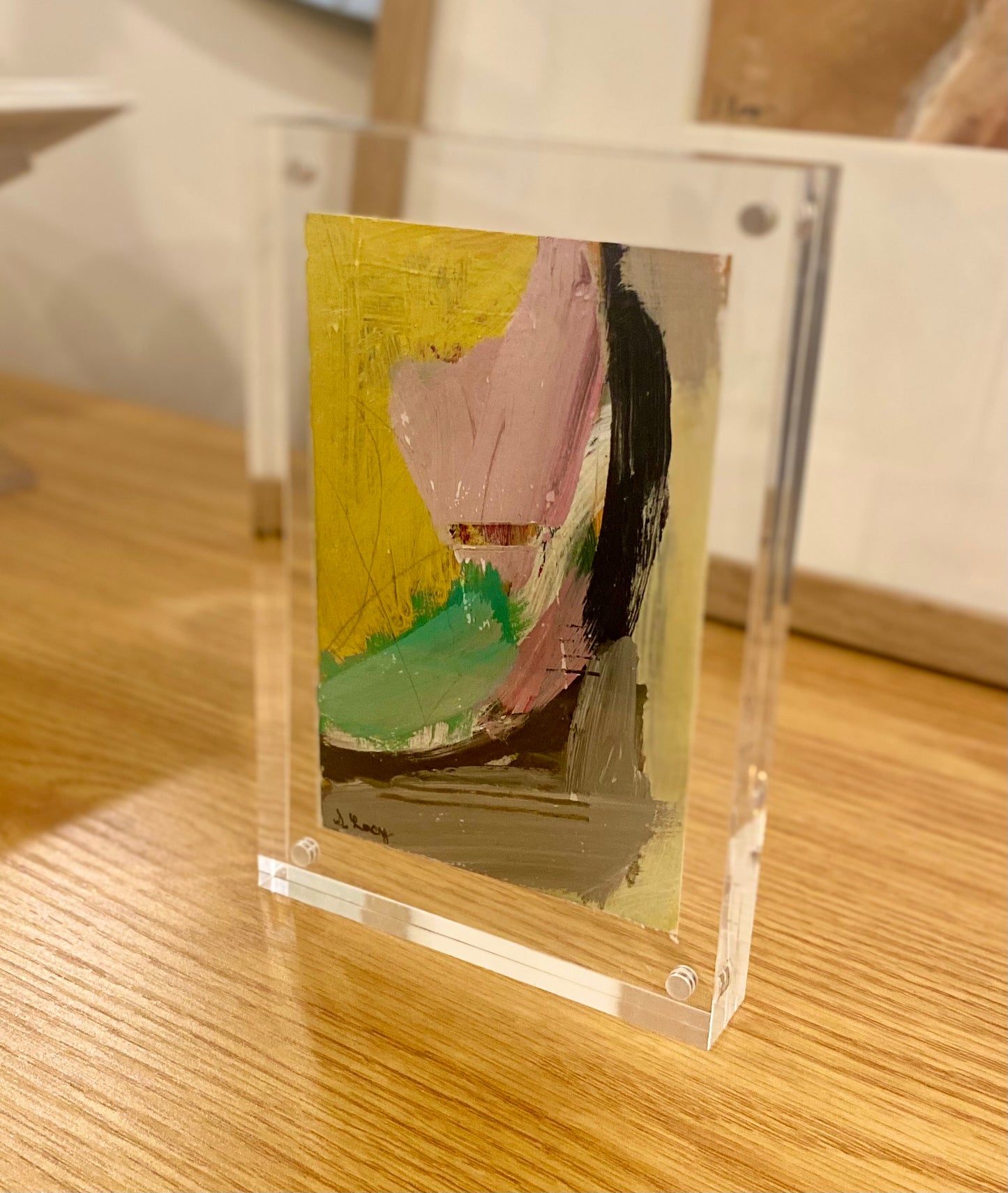 Acrylic Mini