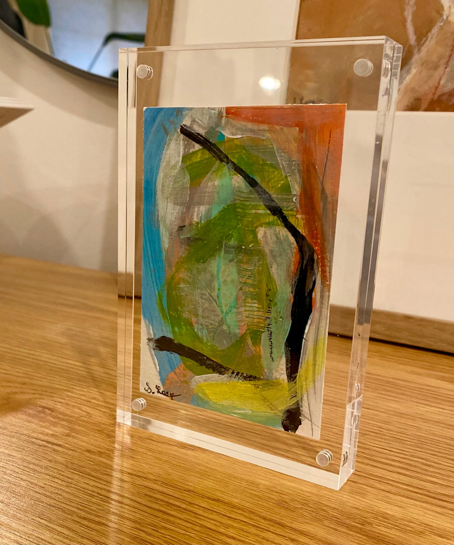 Acrylic Mini